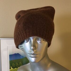 100% Cashmere Knit Beanie Reversible by St. Bernard